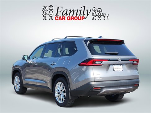New 2025 Toyota Grand Highlander AWD image 3