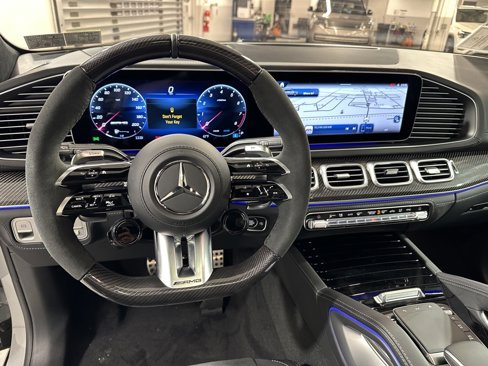 New 2026 Mercedes-Benz GLS 63 AMG 4MATIC image 6