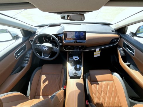 New 2026 Nissan Rogue Platinum image 15