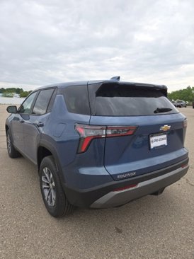 New 2026 Chevrolet Equinox LT image 2