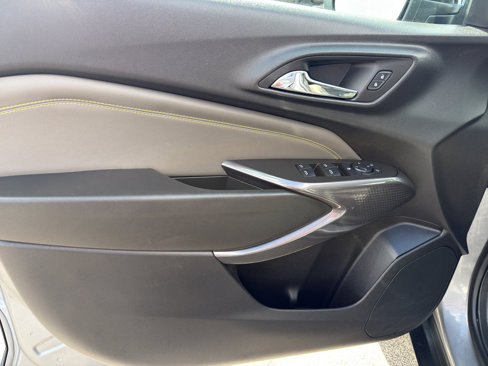 Certified 2025 Chevrolet Trax ACTIV w/ Sunroof Package image 13