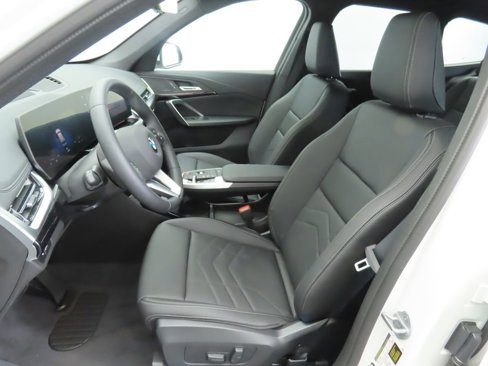Used 2025 BMW X1 xDrive28i w/ Technology Package image 20