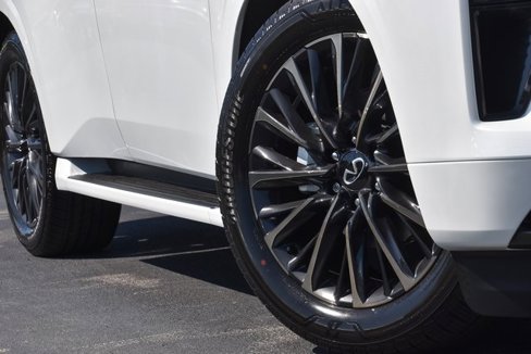 New 2026 INFINITI QX80 Autograph w/ Premium Cargo Package image 6