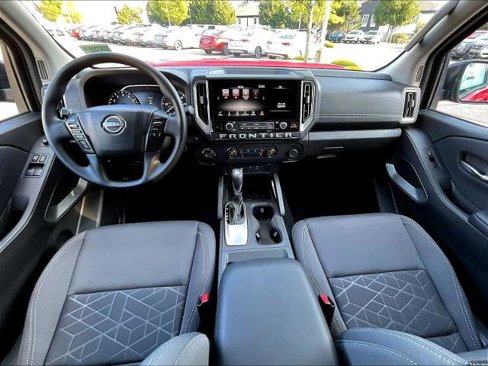 Certified 2025 Nissan Frontier SV image 21