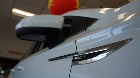 Used 2022 Volkswagen Taos SE image 91
