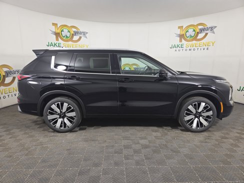 New 2025 Mitsubishi Outlander SEL image 8