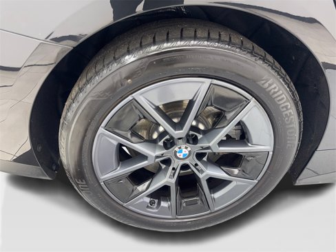 Used 2025 BMW i4 eDrive40 w/ Parking Assistance Package image 88