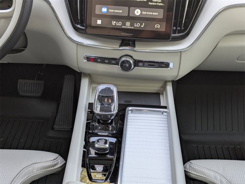 New 2026 Volvo XC60 B5 Ultra w/ Protection Package Premier image 20