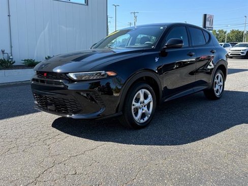 Used 2025 Dodge Hornet GT w/ Cold Weather Group image 7