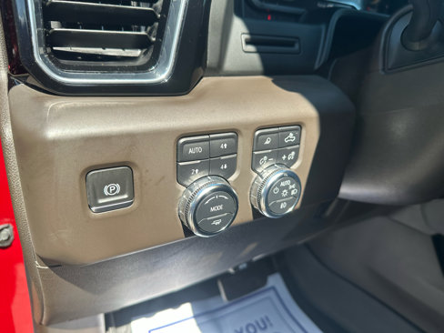 Used 2024 GMC Sierra 3500 Denali image 15
