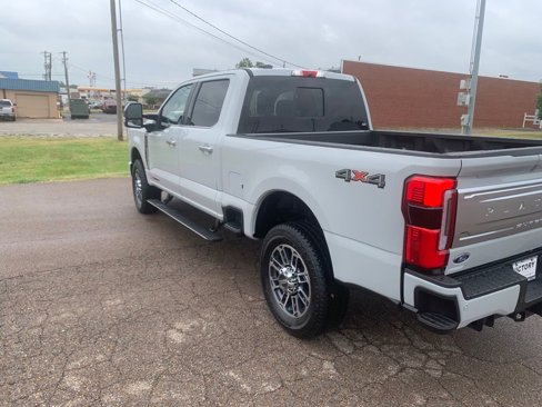 New 2026 Ford F250 Platinum w/ Platinum Plus Package image 5
