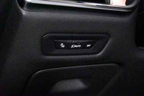 New 2026 BMW X5 M60i w/ Climate Comfort Package image 27