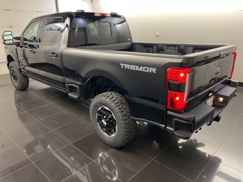 New 2026 Ford F250 Lariat image 4