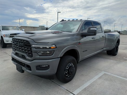 New 2026 RAM 3500 Limited image 9