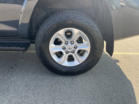 Used 2024 Toyota 4Runner SR5 Premium image 20