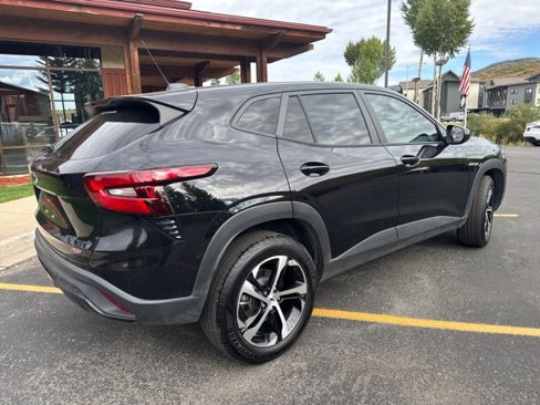 Used 2024 Chevrolet Trax RS image 7