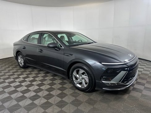 Certified 2025 Hyundai Sonata SE image 20