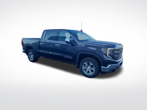 Used 2024 GMC Sierra 1500 SLT image 9