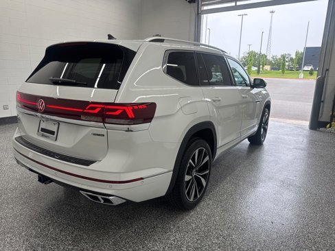New 2026 Volkswagen Atlas SEL Premium R-Line image 4