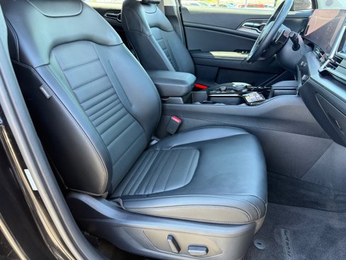 Certified 2024 Kia Sportage SX Prestige image 31