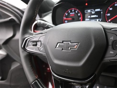 Used 2025 Chevrolet Trax RS w/ Driver Confidence Package image 11
