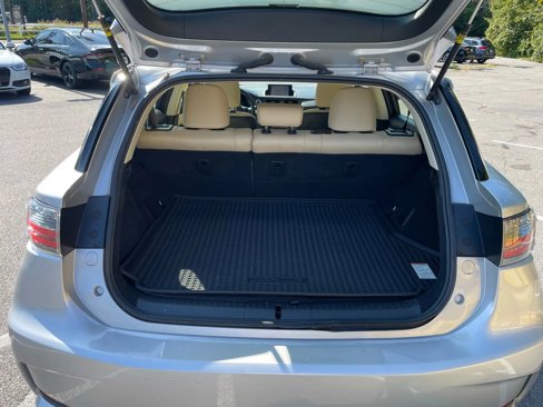 Used 2016 Lexus CT 200h image 43
