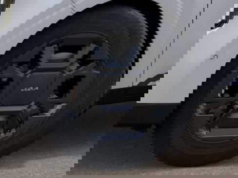 New 2026 Kia Carnival SX image 9