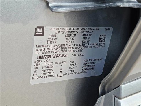 Used 2023 Buick Envision Avenir image 26