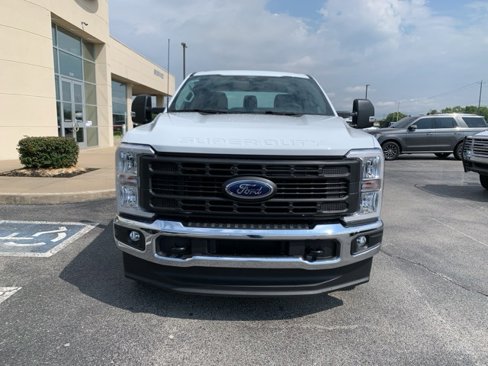 New 2026 Ford F250 XL image 2
