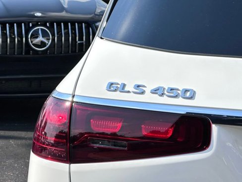 New 2026 Mercedes-Benz GLS 450 4MATIC image 10