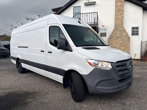 Used 2021 Mercedes-Benz Sprinter 2500 image 9