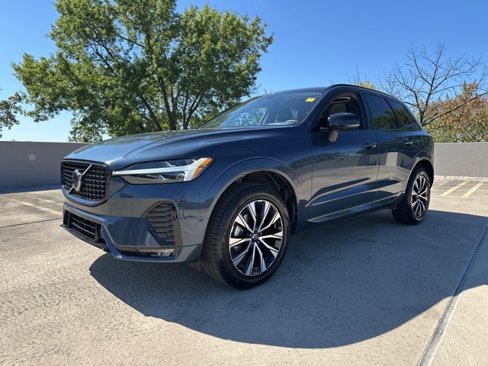 Certified 2025 Volvo XC60 B5 Plus w/ Climate Package image 4