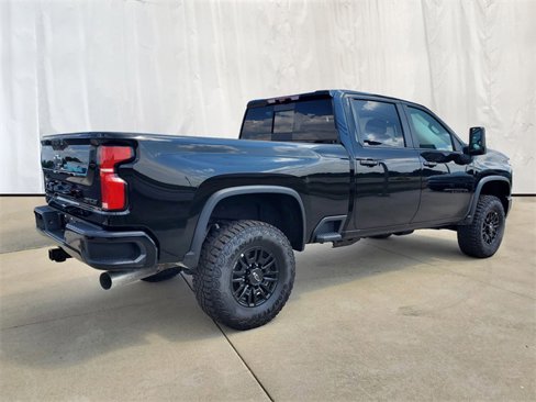 New 2025 Chevrolet Silverado 2500 ZR2 w/ Technology Package image 4