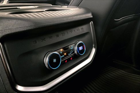 New 2025 Ford Expedition Platinum w/ Stealth Performance Package image 33