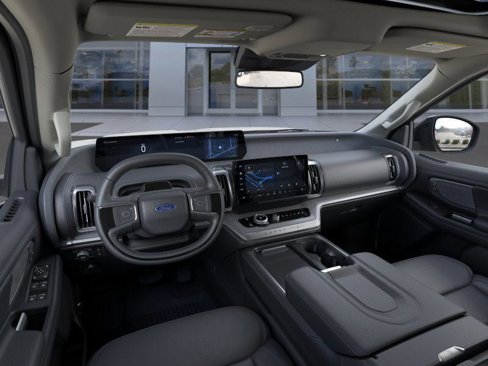 New 2025 Ford Expedition Max Platinum image 9