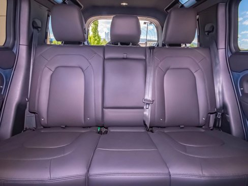 New 2025 Land Rover Defender 110 S image 47