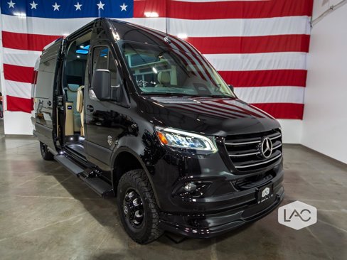 Used 2025 Mercedes-Benz Sprinter 3500 image 30