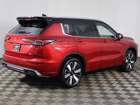 New 2025 Mitsubishi Outlander SEL image 17