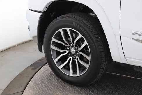 Used 2025 RAM 1500 Limited image 13