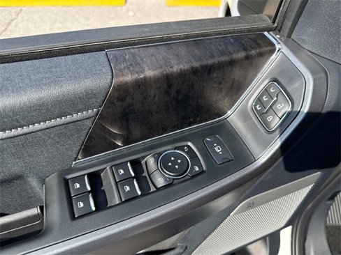 New 2025 Ford F250 Lariat w/ Lariat Ultimate Package image 19