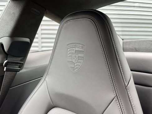 Certified 2025 Porsche 911 Carrera GTS image 17