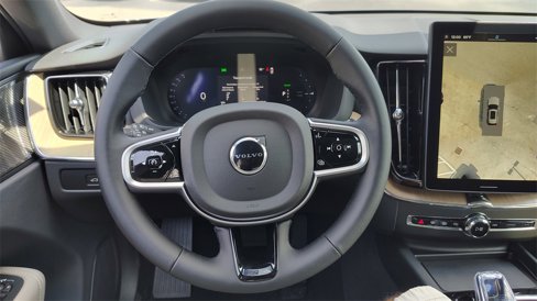 New 2026 Volvo XC60 T8 Plus w/ Protection Package Premier image 15