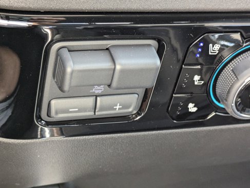 New 2026 Chevrolet Silverado 1500 LTZ w/ LTZ Convenience Package II image 29