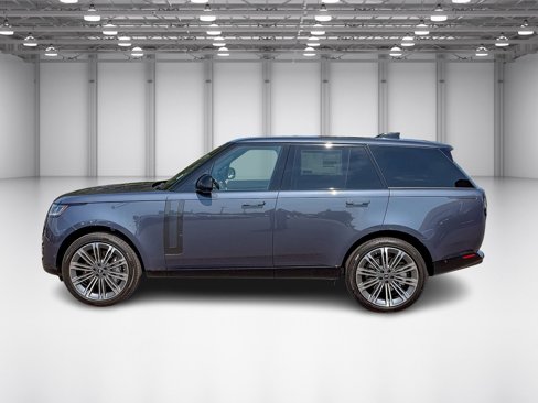 New 2025 Land Rover Range Rover SE image 2