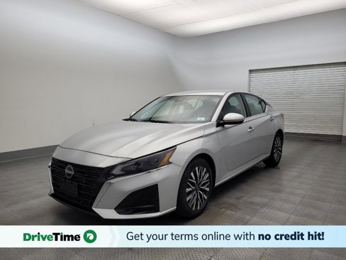 Used 2023 Nissan Altima 2.5 SV image 1
