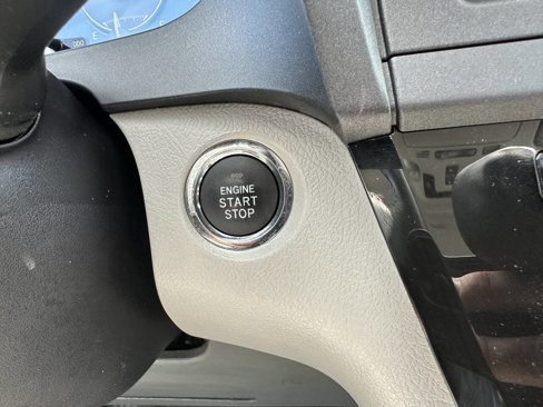 Used 2019 Toyota Sienna AWD image 18