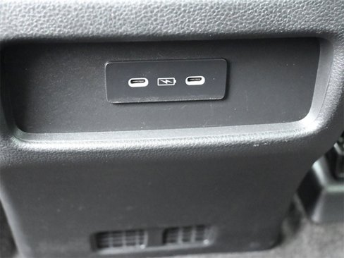 Used 2024 Honda Pilot Touring image 20