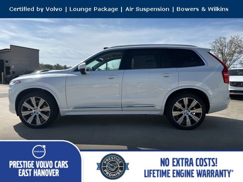 Used 2025 Volvo XC90 B6 Ultra w/ Lounge Package image 4