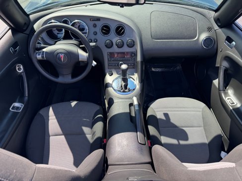 Used 2008 Pontiac Solstice Convertible w/ Preferred Package image 19