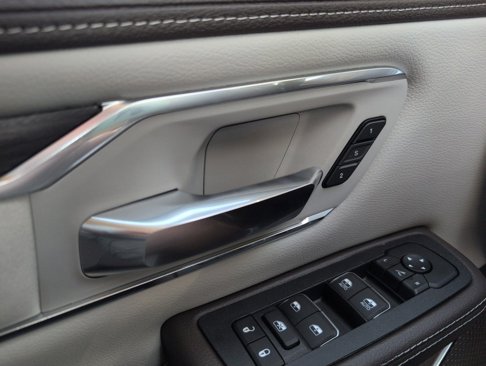 New 2025 RAM 1500 Laramie image 18
